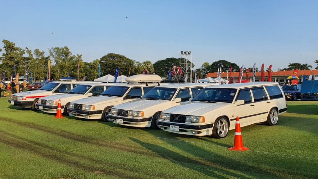 รีวิว Volvo 940 แวนสีขาว ในงาน Amata Spring Classic d’Elegance 2023