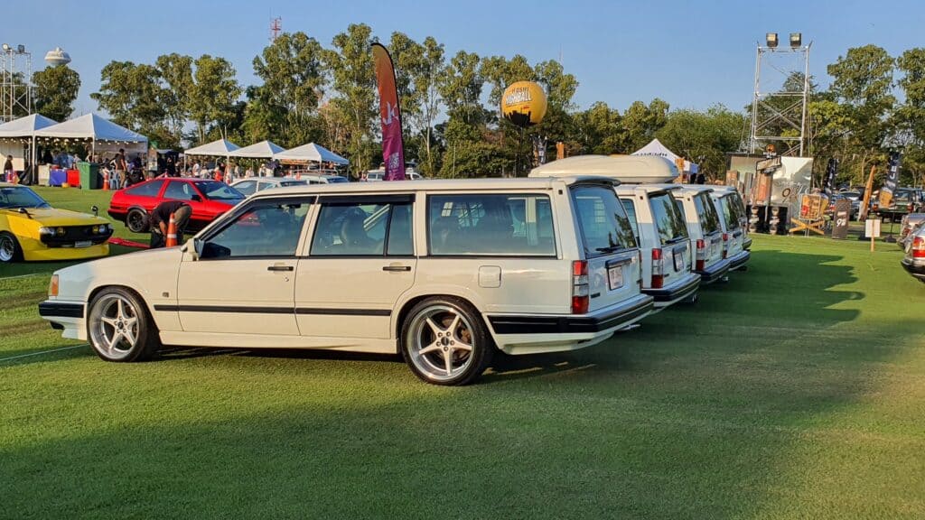 รีวิว Volvo 940 แวนสีขาว ในงาน Amata Spring Classic d’Elegance 2023