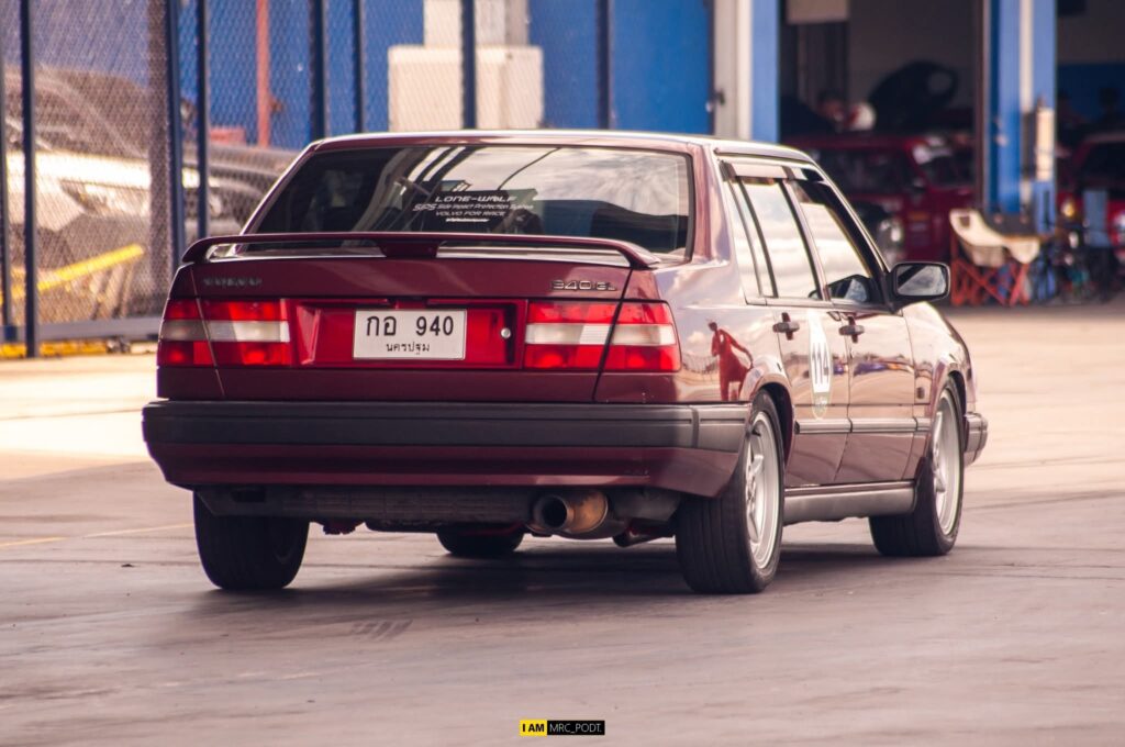 Volvo 940 Turbo ในงาน Chang Classic Car Revival 2025 บนสนามช้าง บุรีรัมย์