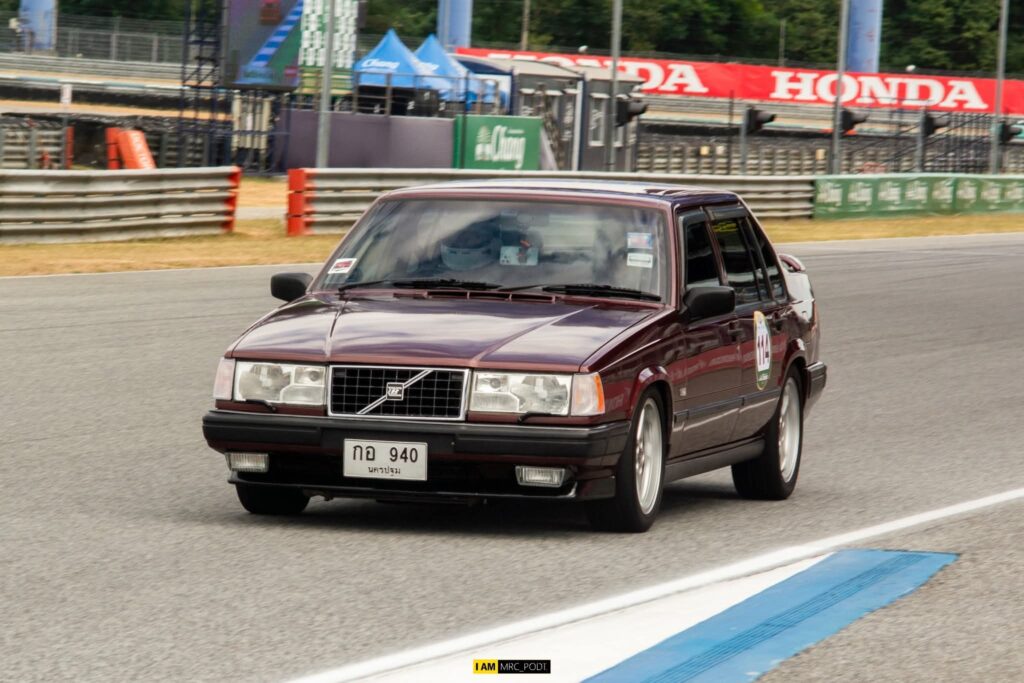 Volvo 940 Turbo ในงาน Chang Classic Car Revival 2025 บนสนามช้าง บุรีรัมย์