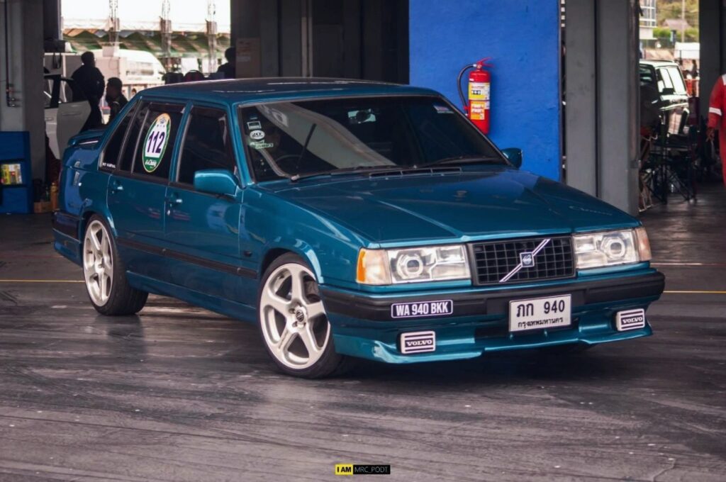 Volvo 940 Turbo ในงาน Chang Classic Car Revival 2025 บนสนามช้าง บุรีรัมย์